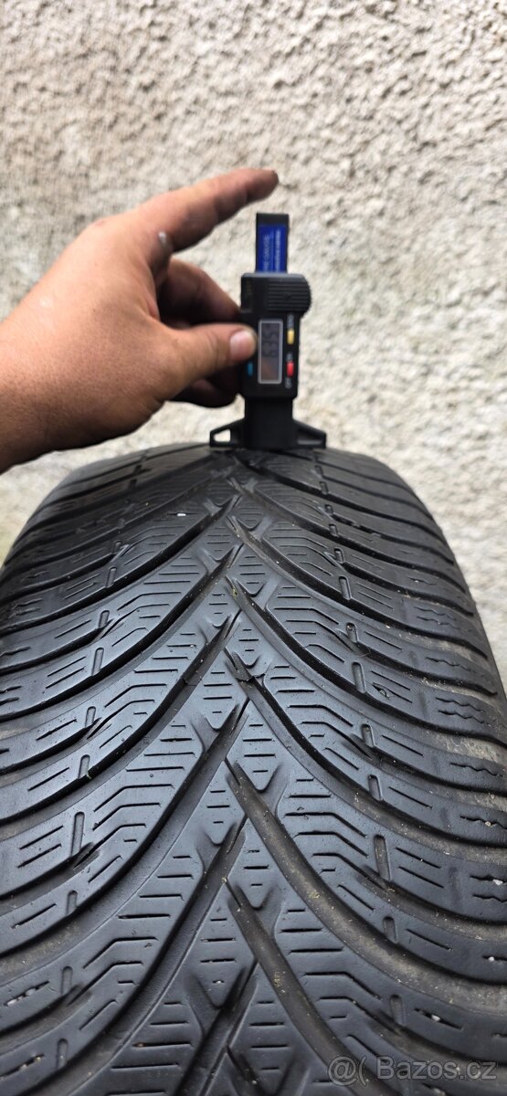 205/60/16 BFGoodrich - zimní - pošlu poštou 1109. - 4