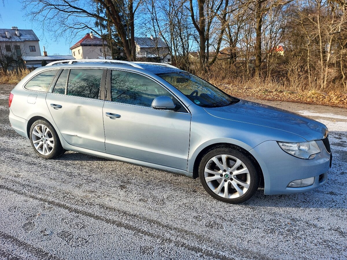 Škoda Superb 2.0TDi 103kw 10/2011 - 4