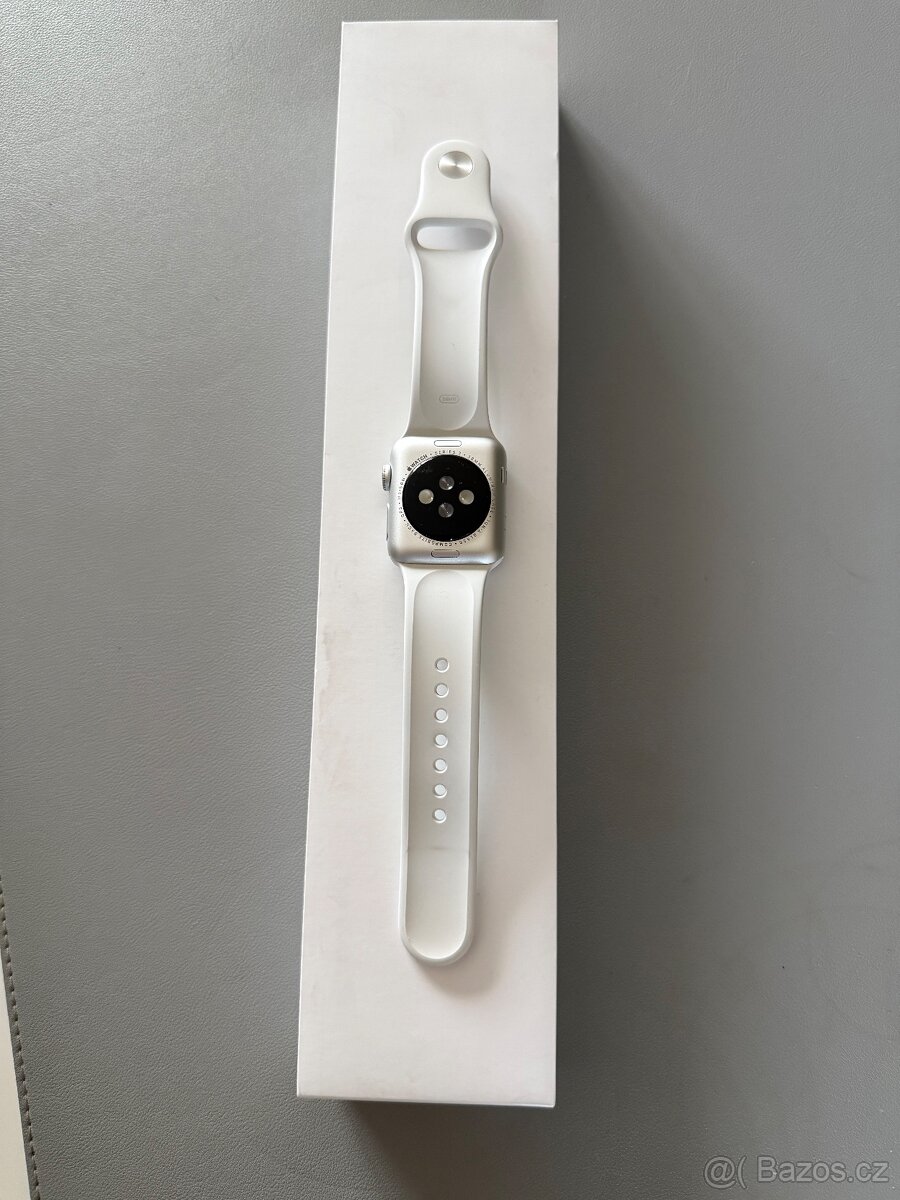 Apple Watch 3 - 38 mm Silver - 4