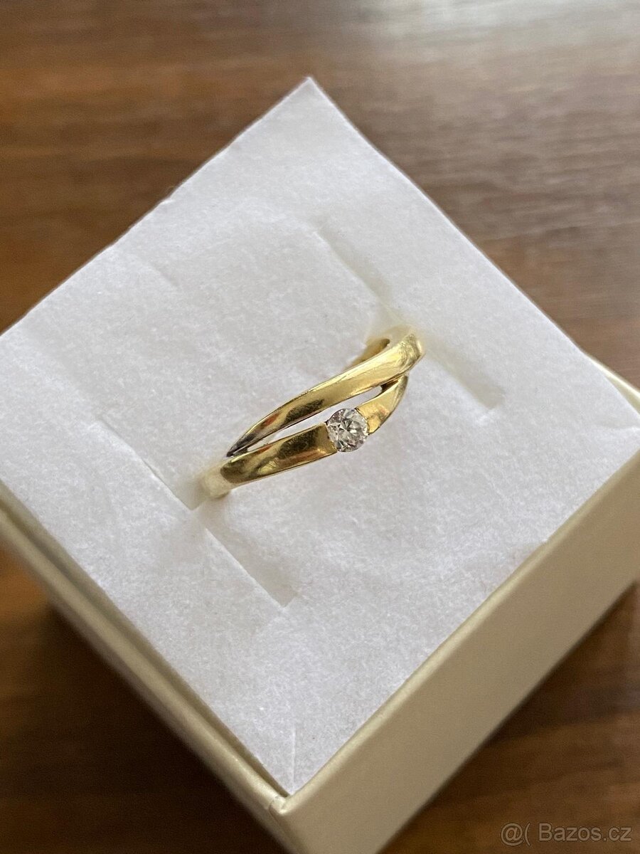 Zlatý dámský prsten - 4