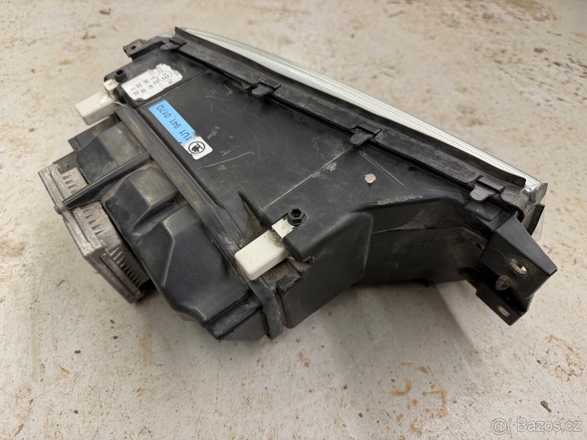 Xenon svetlomet Skoda Octavia 1 - 4