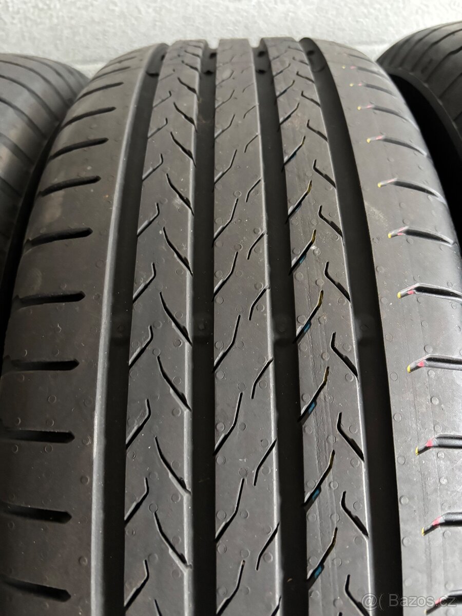 Letní pneu Continental 215/60 R18 - 4