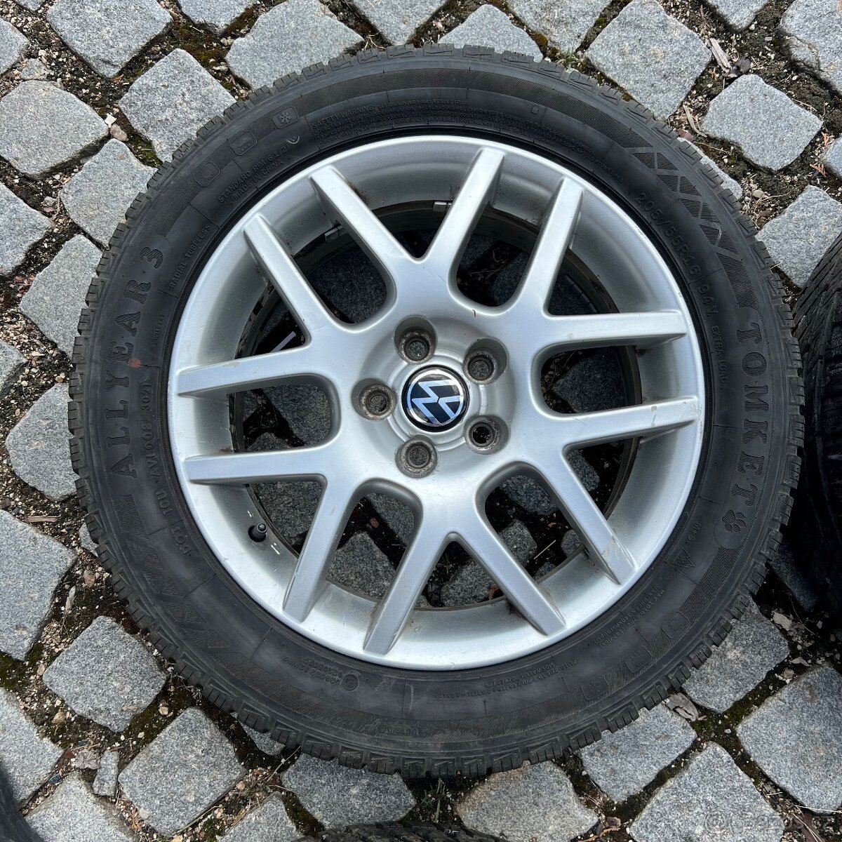 VW Golf 4 kola 5x100 - 4