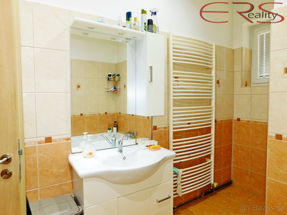 Pronájem bytu 2+1 70 m², Jablonec nad Nisou, ev.č. 00609 - 4