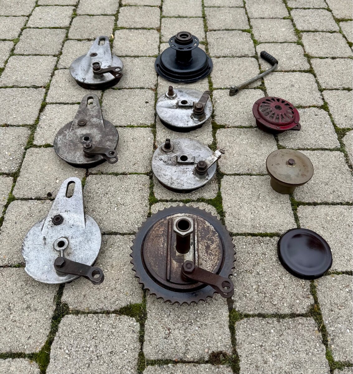 ČZ 125 B T 125 150 C - díly - 4