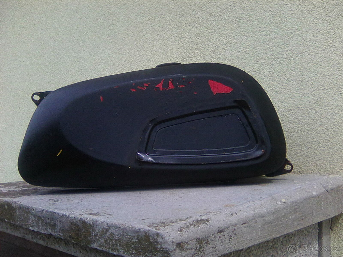 čz 125/175 476/477-blatníky,nádrže,p.světlo,kryt spojky na o - 4