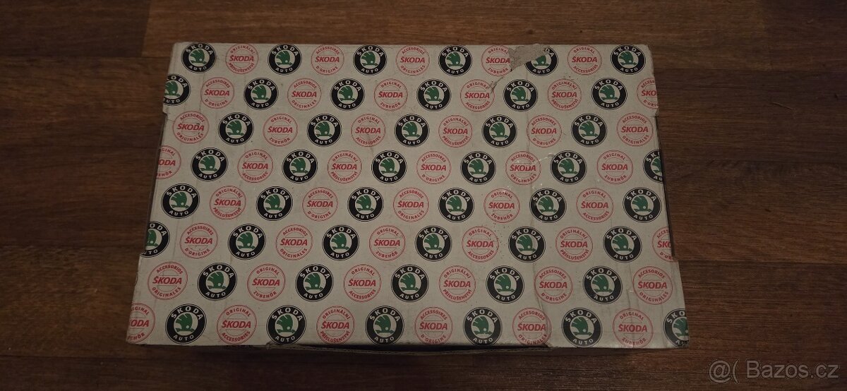 Škoda Felicia - Nové org. zadní reproduktory - 4