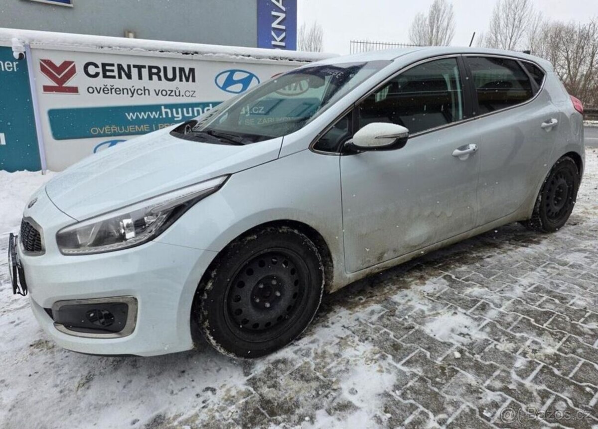 Kia Cee´d 1.6-AUTOMAT-NAVI-KAMERA - 4