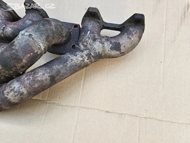 Výfukové svody VW T5 AXD AXE
- 4