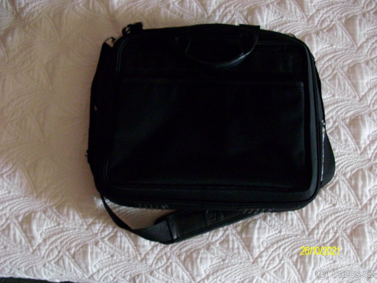 BRAŠNA NA NOTEBOOK HP - 4