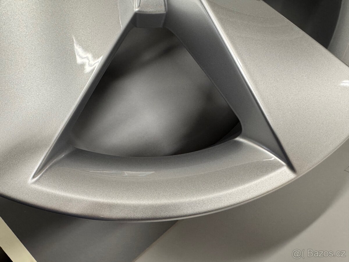 Alu disk Ratikon 57A 601 025 nový top stav - 4