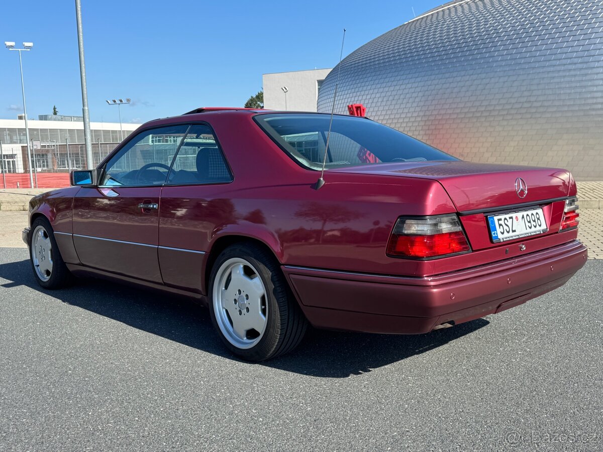 Mercedes Benz W124 320CE - 4