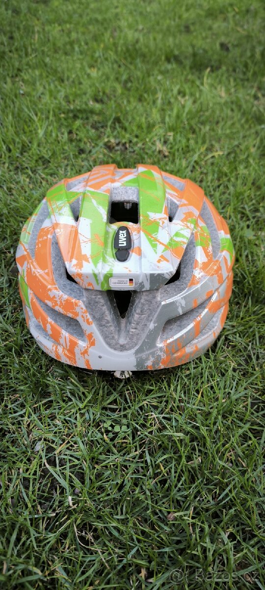 Cyklistická junior Uvex přilba - 4