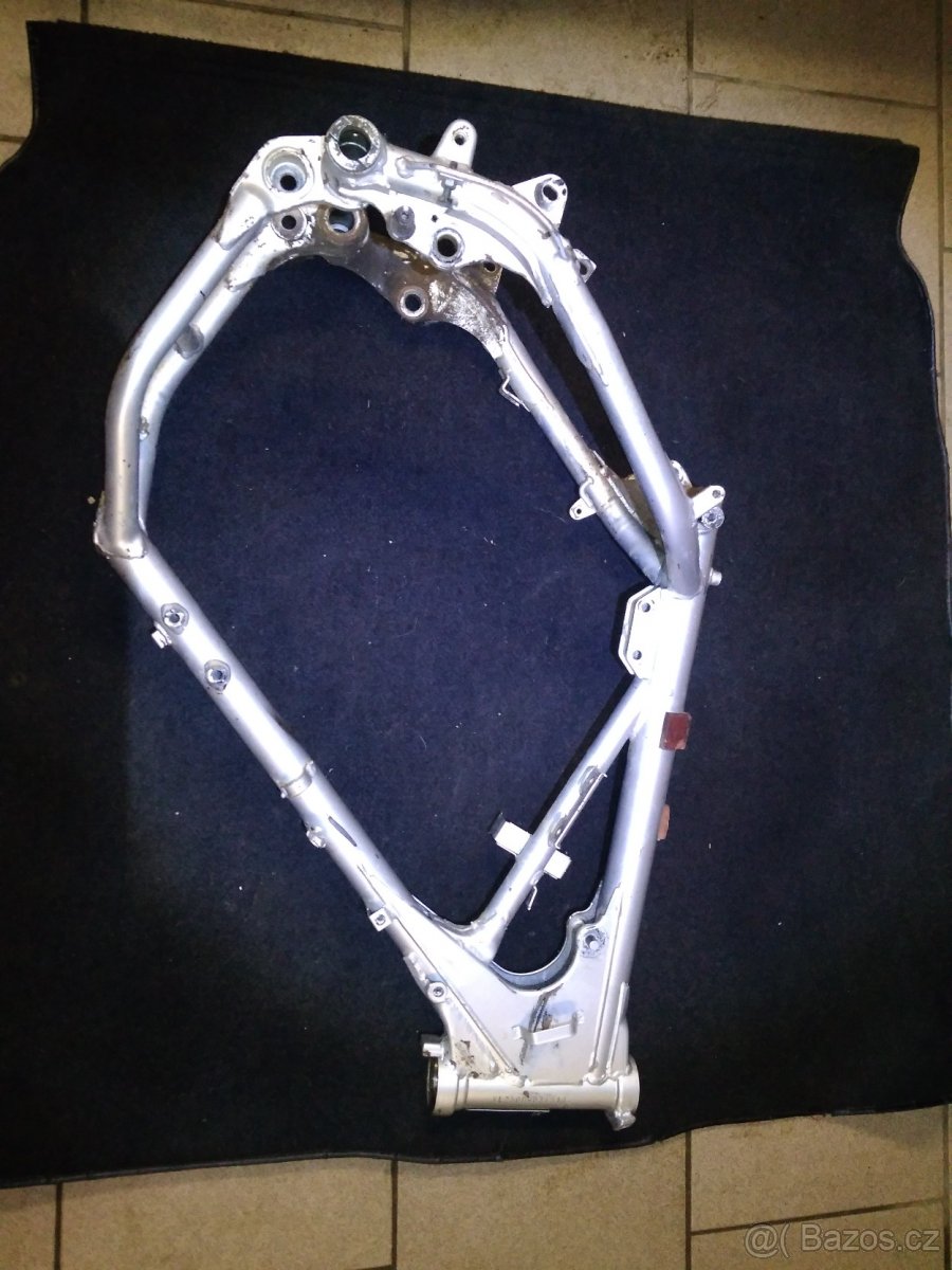 Kawasaki KLR 250 - 4