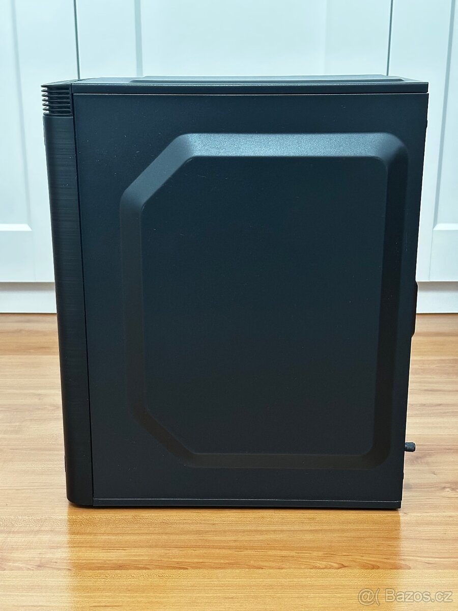 Stolní PC / 16gb / GeForce GTX 1080 / intel core 5 - 4