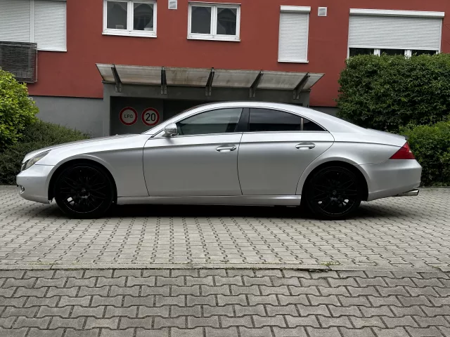Mercedes-Benz CLS 500 Black ALU R19 306hp 7G Tronic Airmatic - 4