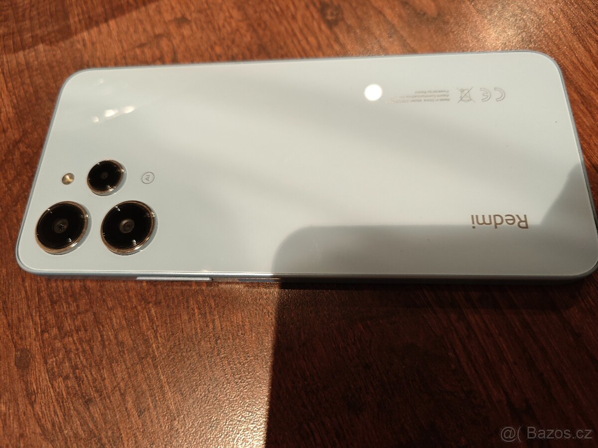 Xiaomi Redmi 12 8 GB / 256 GB - 4