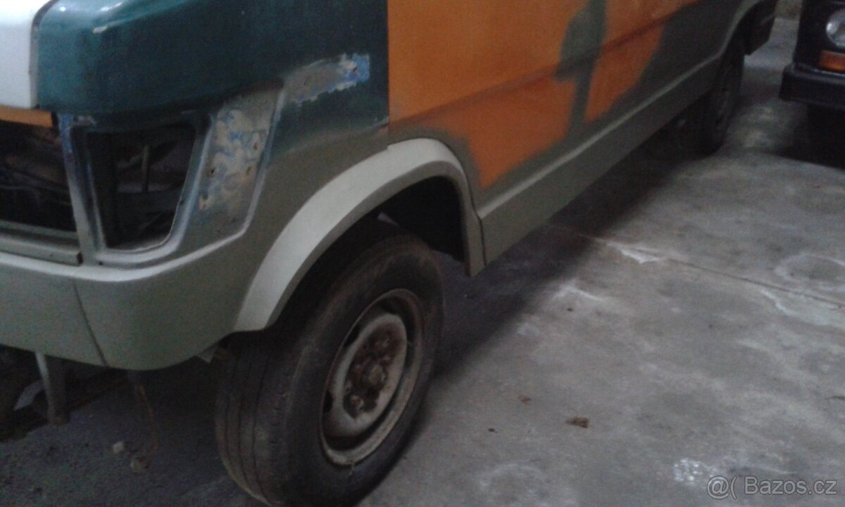 MERCEDES-BENZ 207D....208D - 4