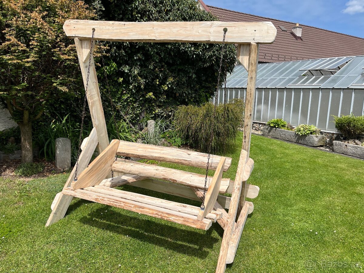 ZAHRADNÍ HOUPAČKA - 4