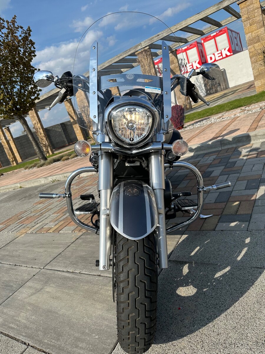 Yamaha XVS 1300 - 4