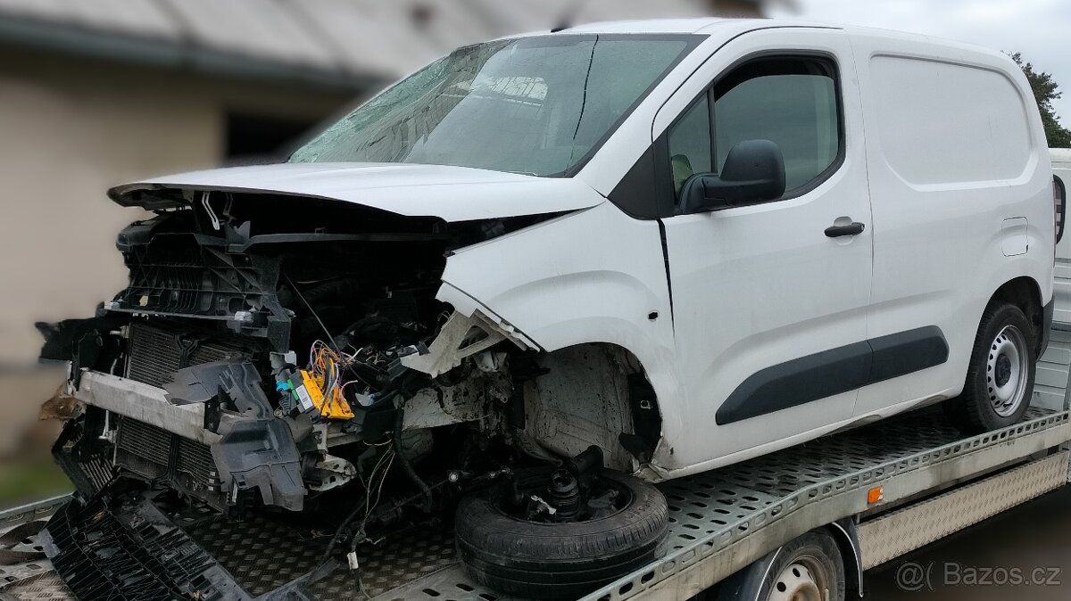 Peugeot Partner, Rifter 2018- K9 - 4