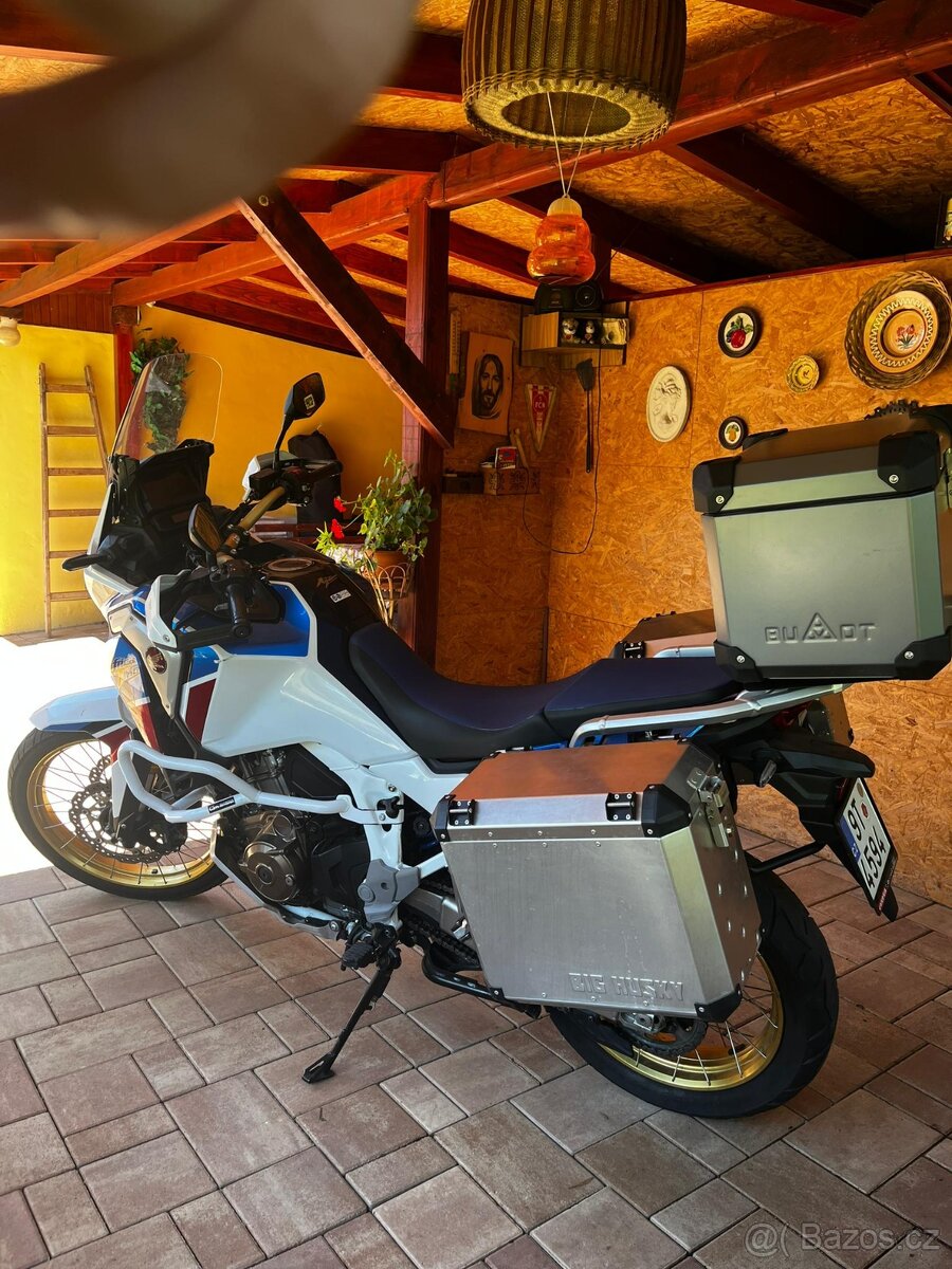 Honda CRF1100 Africa, 1. majitel, DPH, 14000km, 2020