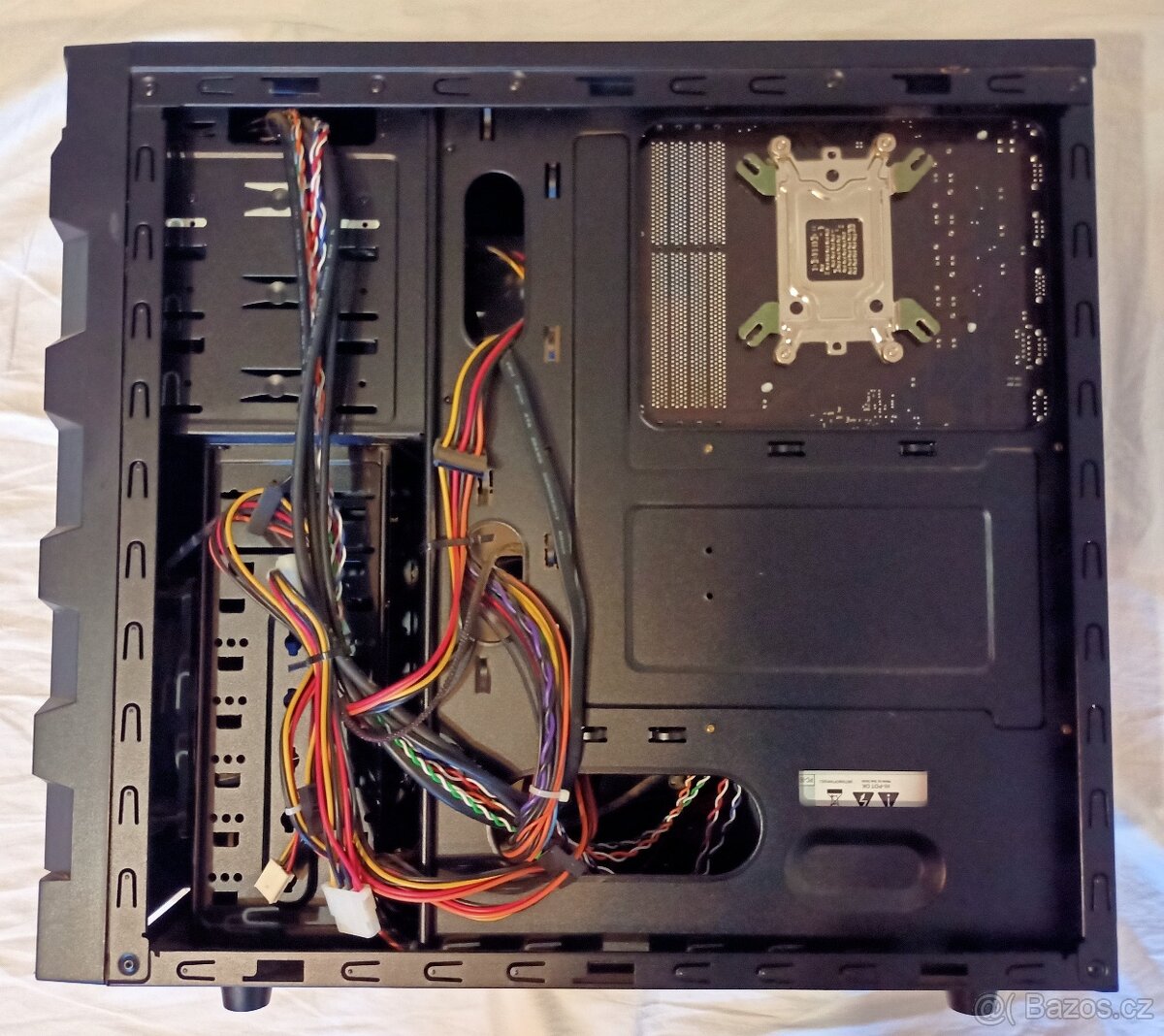 Počítač COOLER MASTER - 4