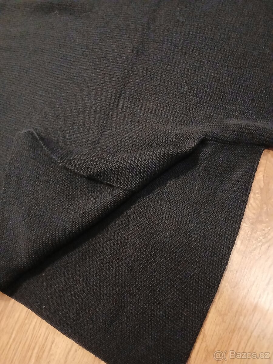 Dámský volný vlněný svetr COS vel. uni - 4