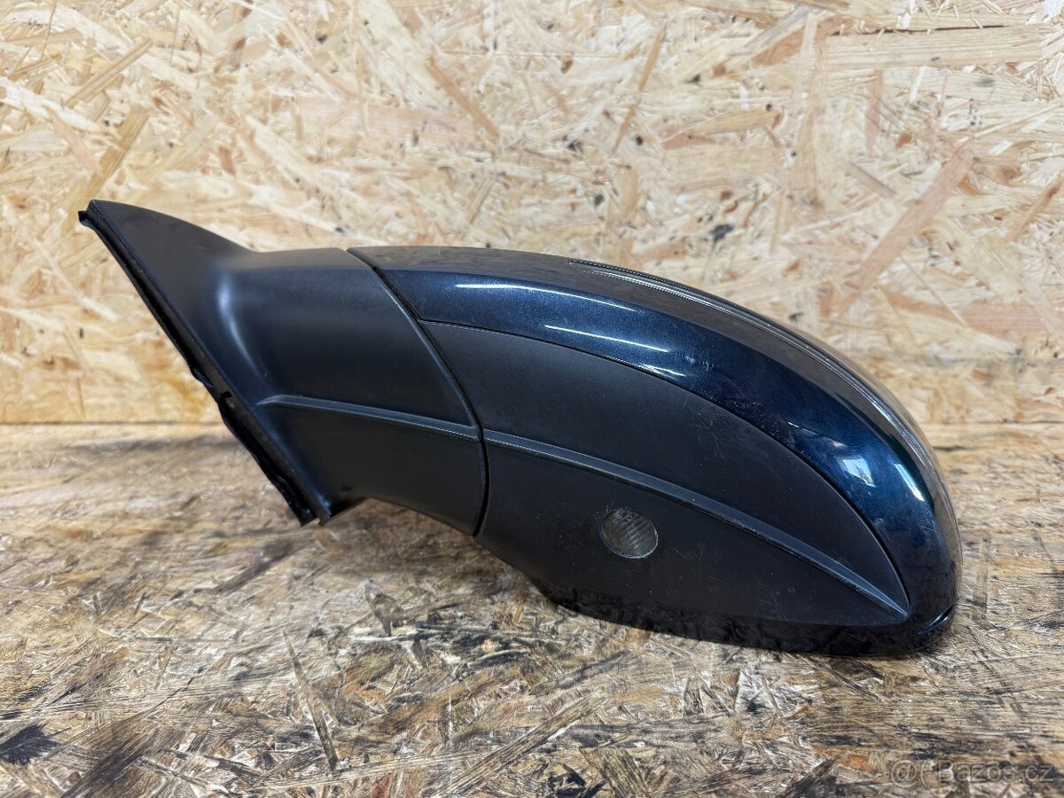 LEVÉ ZPĚTNÉ ZRCÁTKO AUDI Q4 7L LZ5Q 12 PIN 4L0857535A - 4