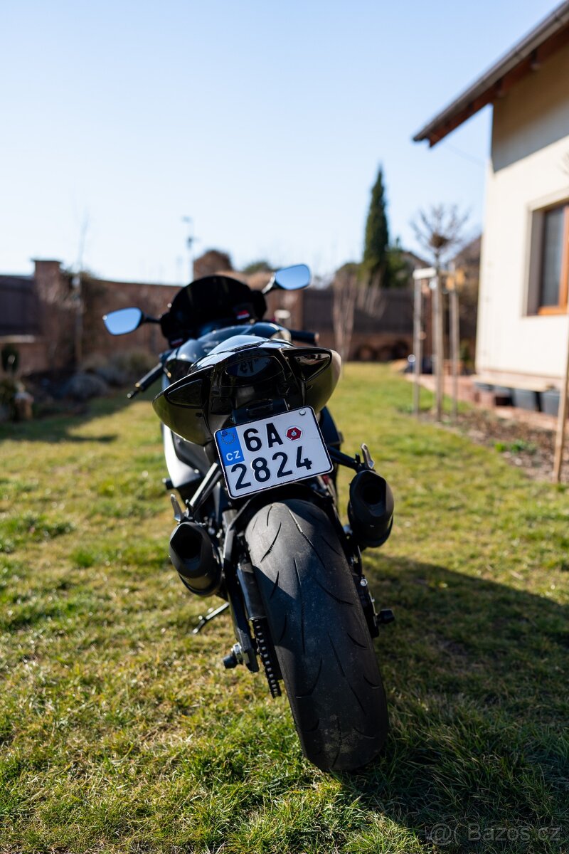 Suzuki-Gsx-R-1000 - 4