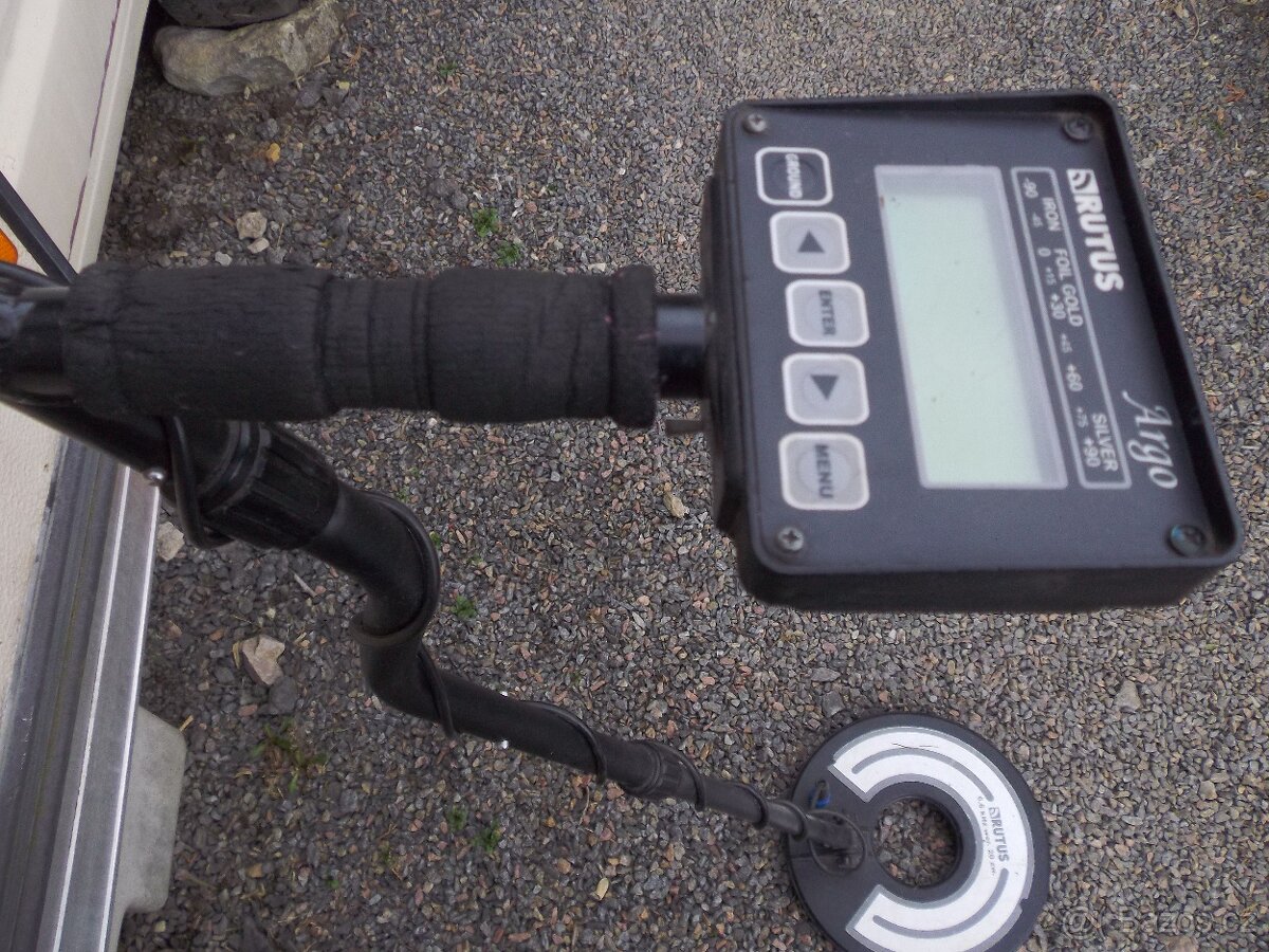 Detektor kovu RUTUS Argo - 4