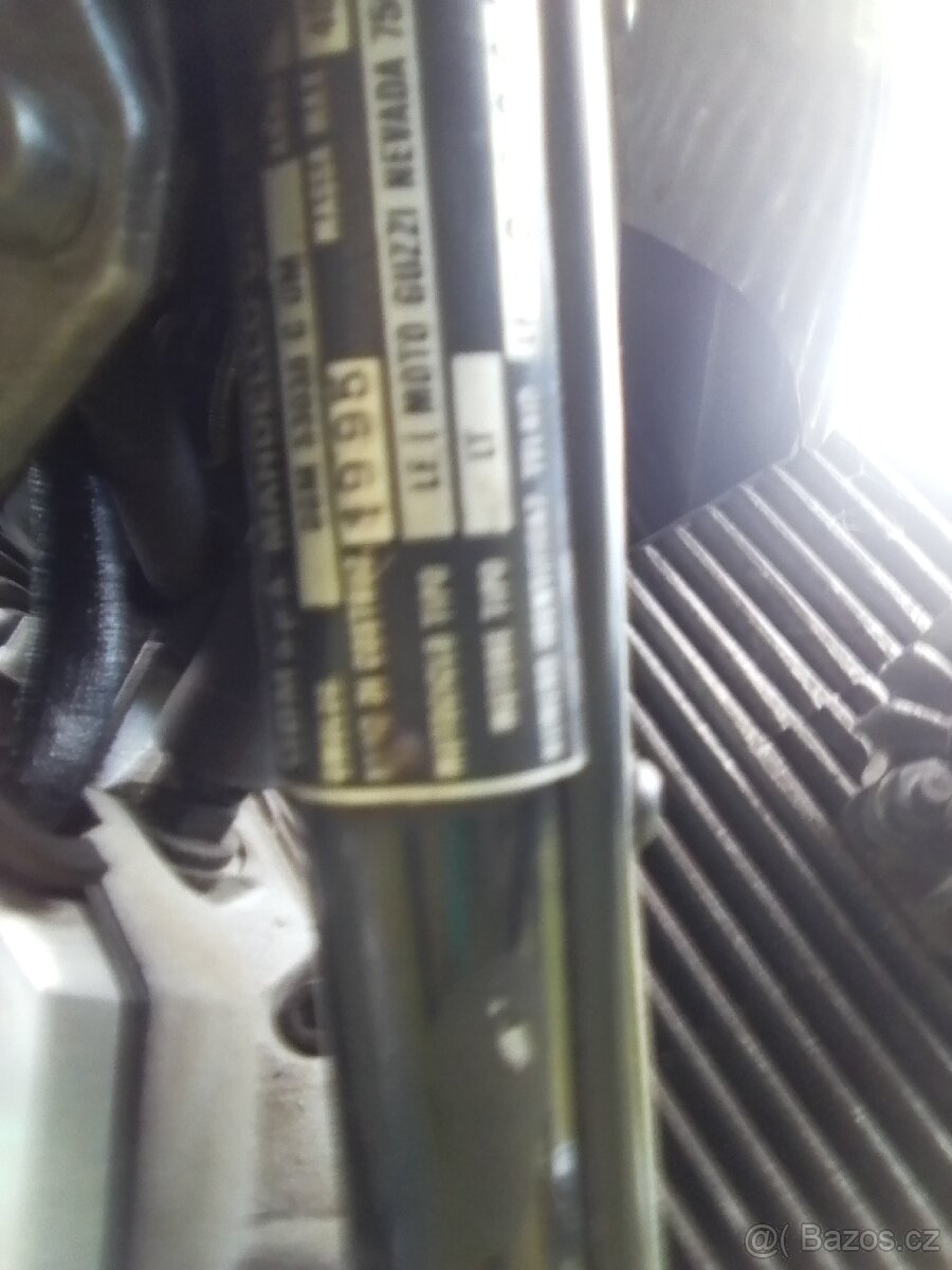 Moto Guzzi 750 Nevada - 4