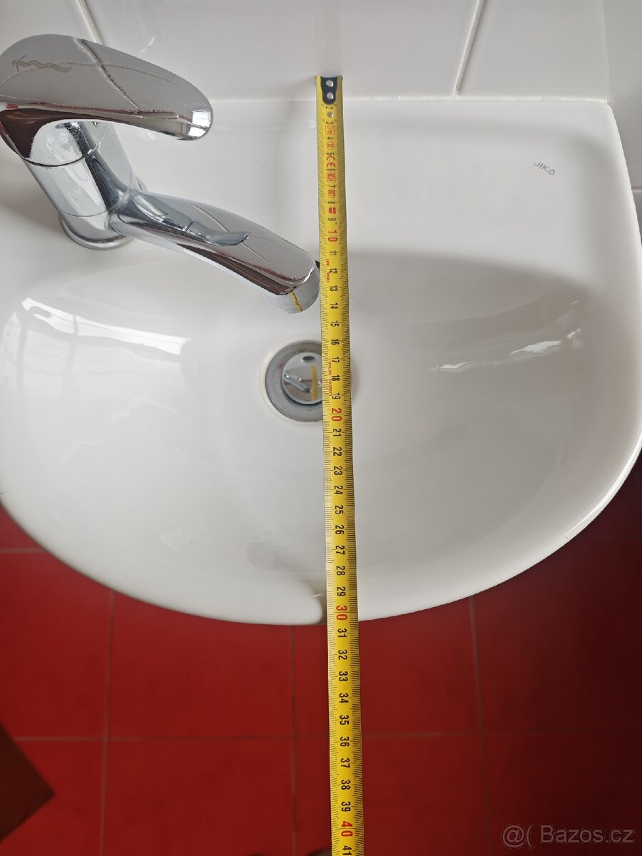 Umyvadlo s baterií - 4