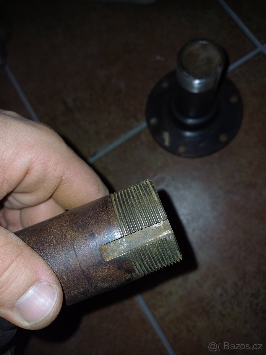 Predám naboje predného kolesa jeep willys MB, Ford GPW - 4