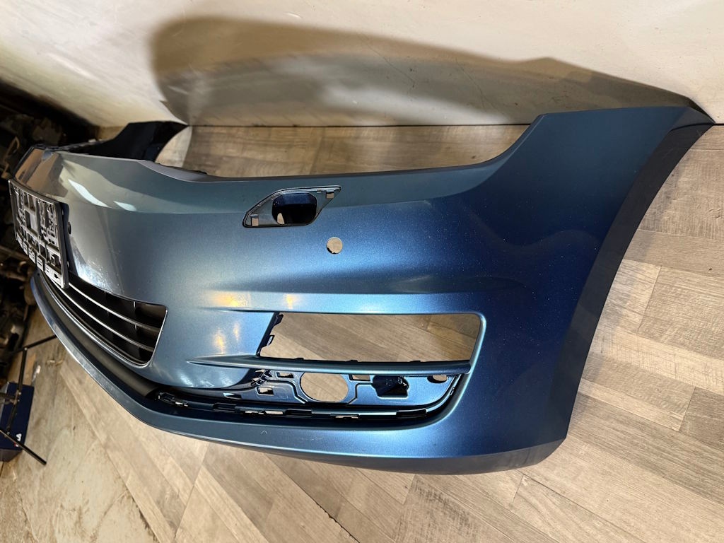 VW GOLF 7 2012-2016 - nárazník OST + 4xPDC - 5G0807221 - 4