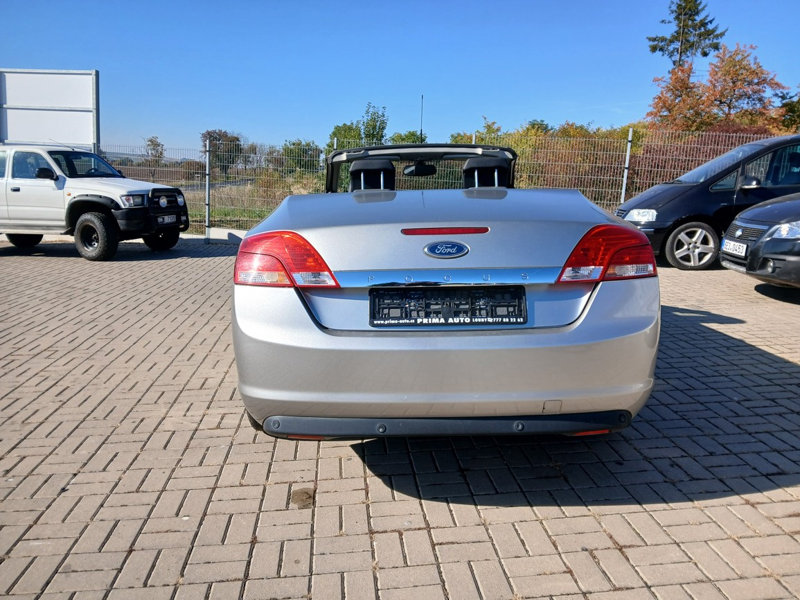 Ford Focus Kabriolet 2,0 Pinifarina - 4