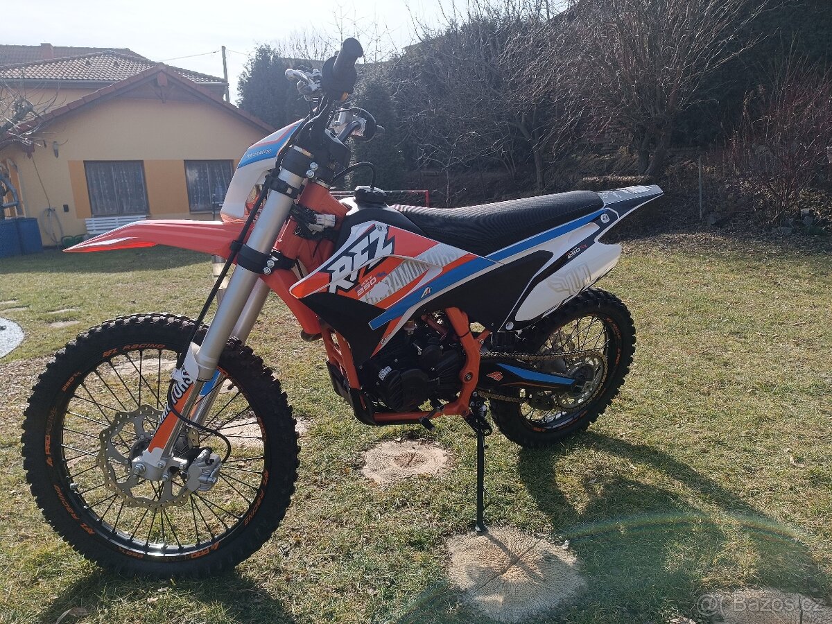 Leramotors By Apollo THUNDER 250ccm
