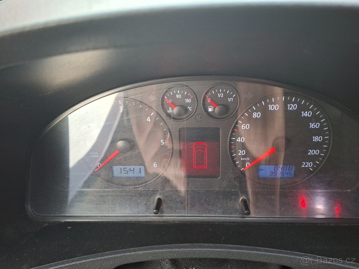 Transporter T5 2.5 96kW 2x šoupacky - 4