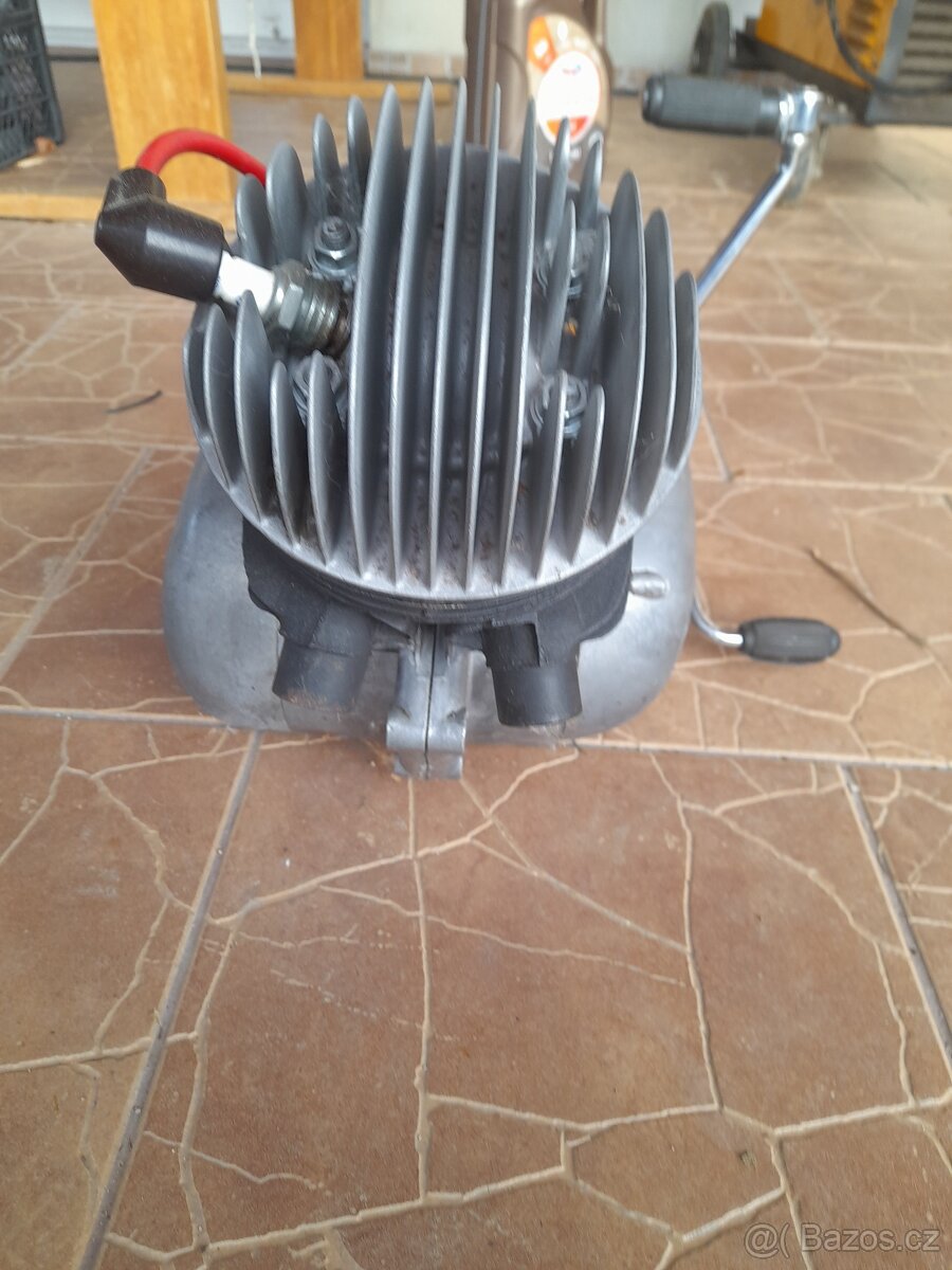 Motor čz 150c komplet po GO - 4