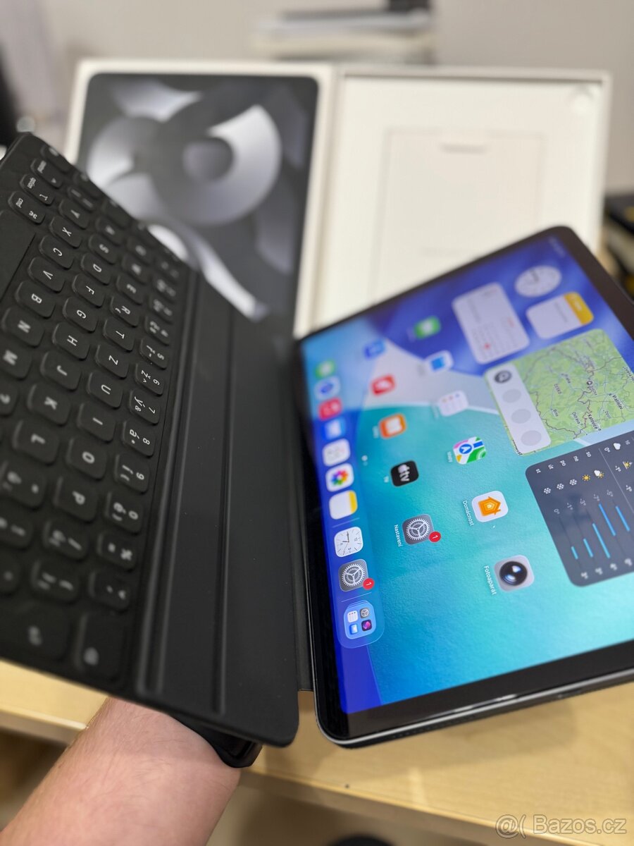 iPad Air 5. generace, 64gb + Apple Pen + Apple klávesnice - 4