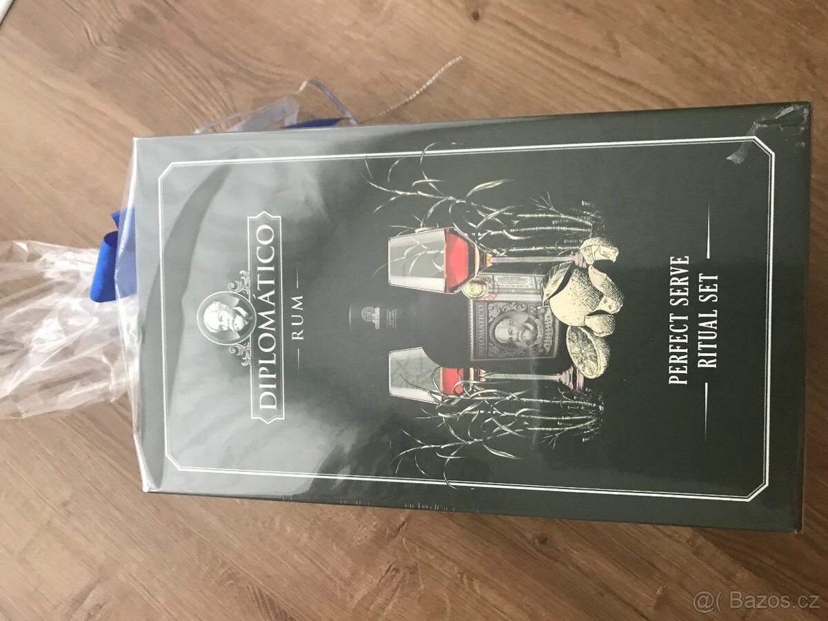 Diplomático Reserva Exclusiva Ritual set 12y 0,7l + 2 sklenk - 4
