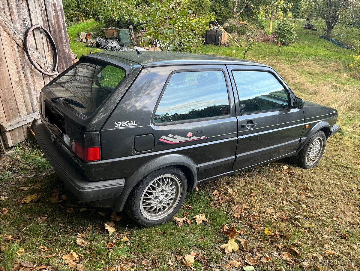 Golf GT special, rok 1988, 1,8i, 66 kW - 4