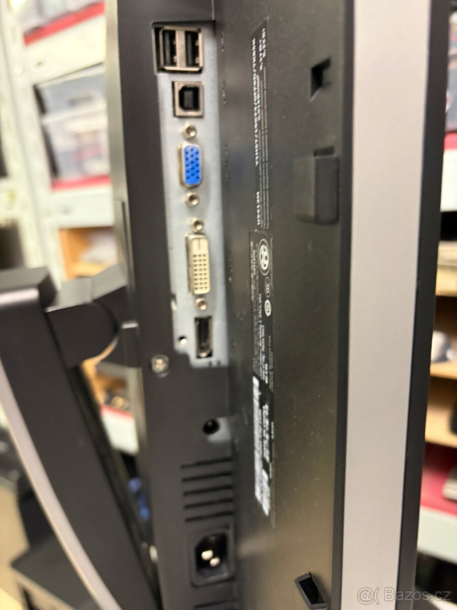 Dell UltraSharp U2412M - 4