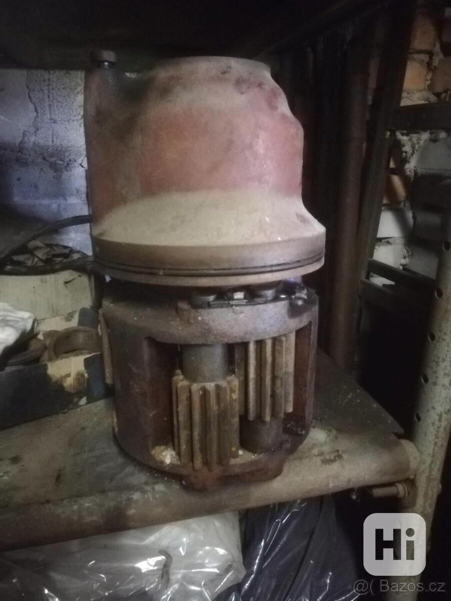 Tatra 815 - náhradní díly - 4