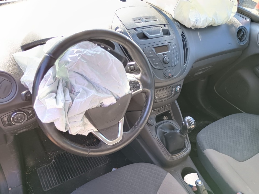 ND - Ford Tourneo Courier - 4