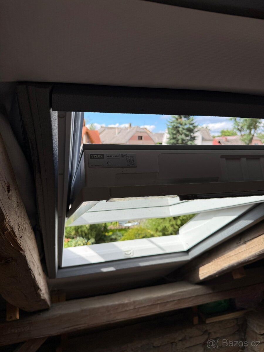 Střešní a výlezové okno - 4