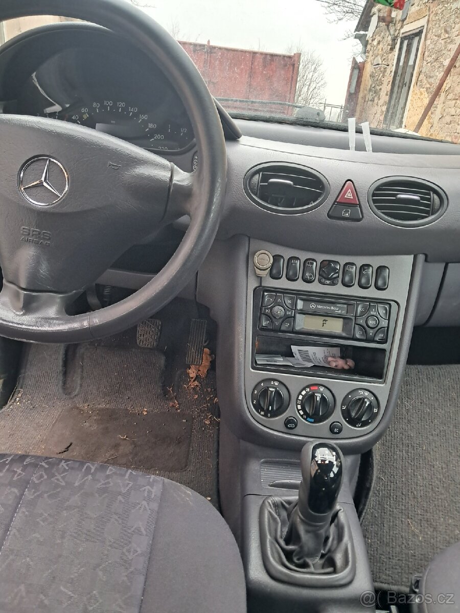 Mercedes A 170 - 4