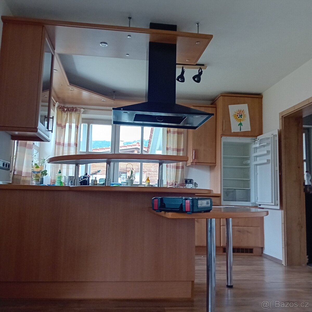 Kuchyňská linka se spotřebiči - 4