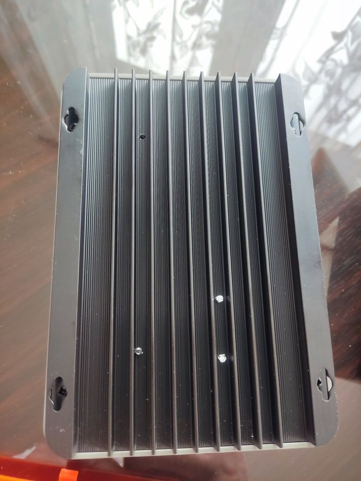 Solární kontroler POW-KEEPER1230./ / Auto 12/24V MPPT a 30A - 4