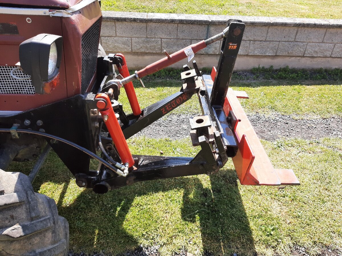 Čelní rampovač na traktor - 4